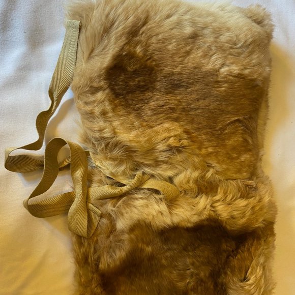 PRADA GENUINE CHINCHILLA COLLAR - LIGHT BROWN - Picture 8 of 9